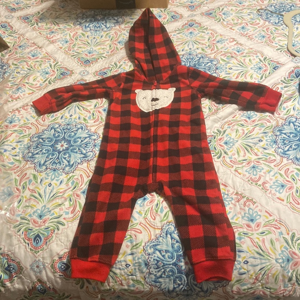 🚨5 for $25🚨12 M unisex hooded coverup or pajamas